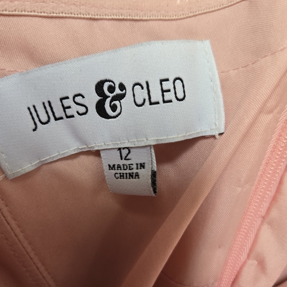 Ball Gown Women Dress - Picture 9 of 9